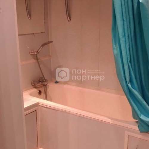 3-комн квартира Невский проспект, 136