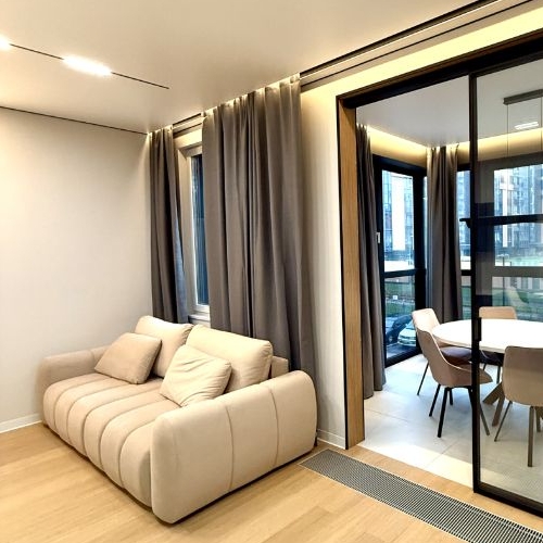 2-комн квартира проспект Патриотов, 33