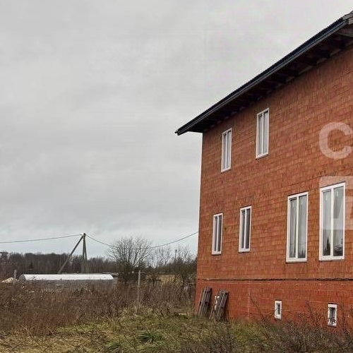 Коттедж/дом д. Верхняя Колония, улица Молодежная, 6